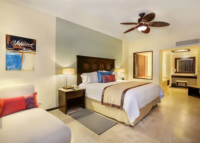 Casa Dorada Cabos & Resort